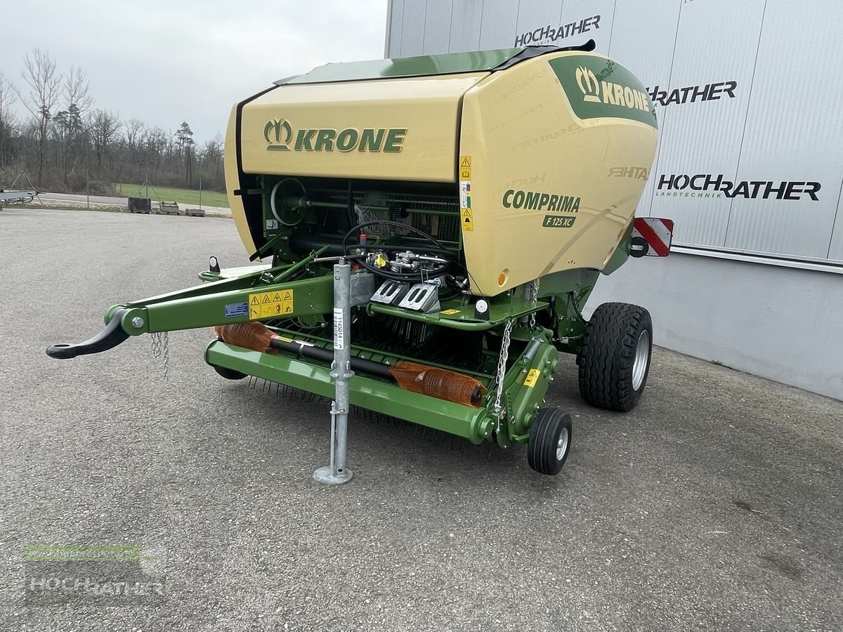 Rundballenpresse van het type Krone Comprima  F 125 XC, Neumaschine in Kronstorf (Foto 9)