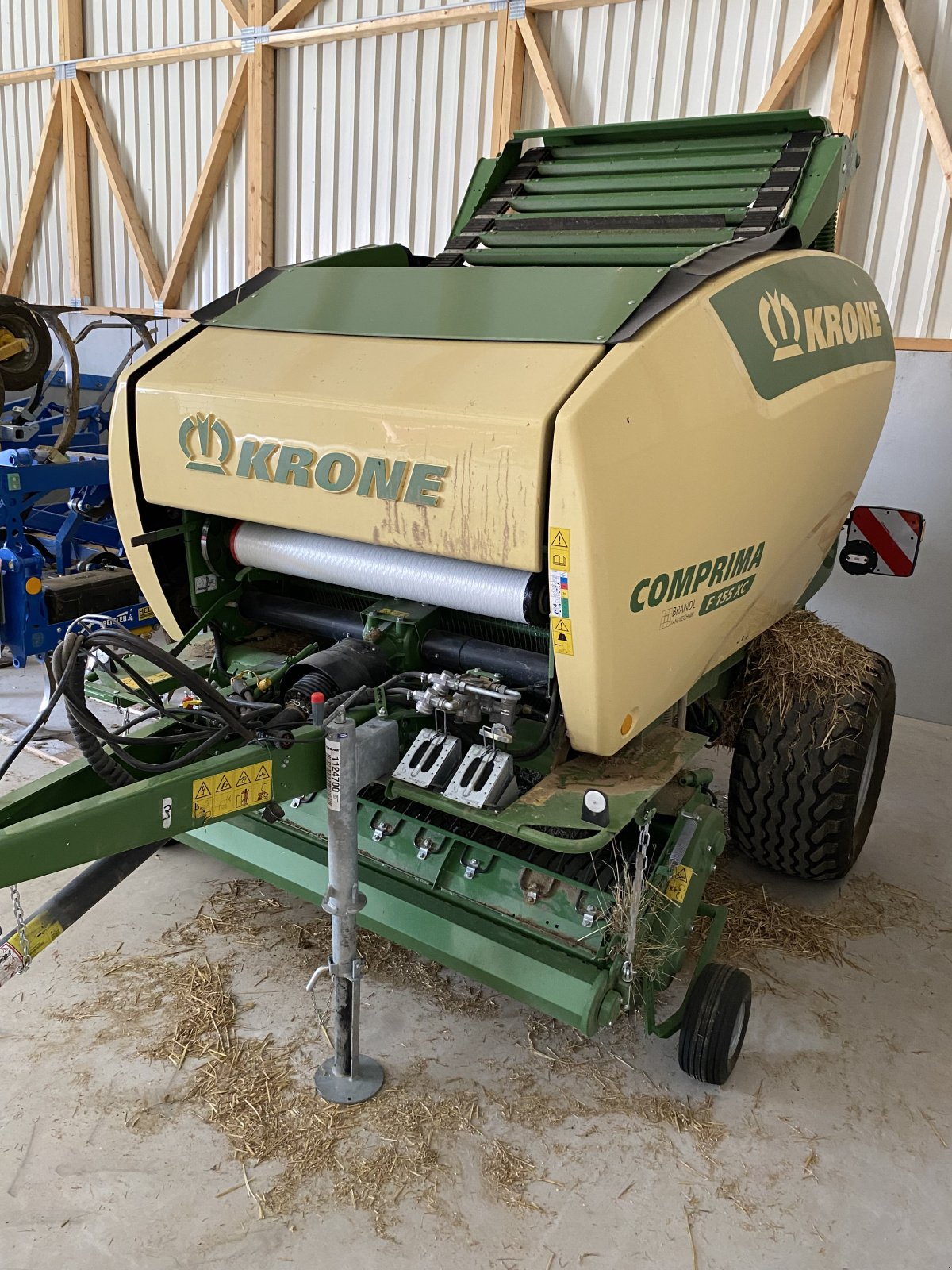 Rundballenpresse tip Krone Comprima F 155 XC, Gebrauchtmaschine in Eitensheim (Poză 3)