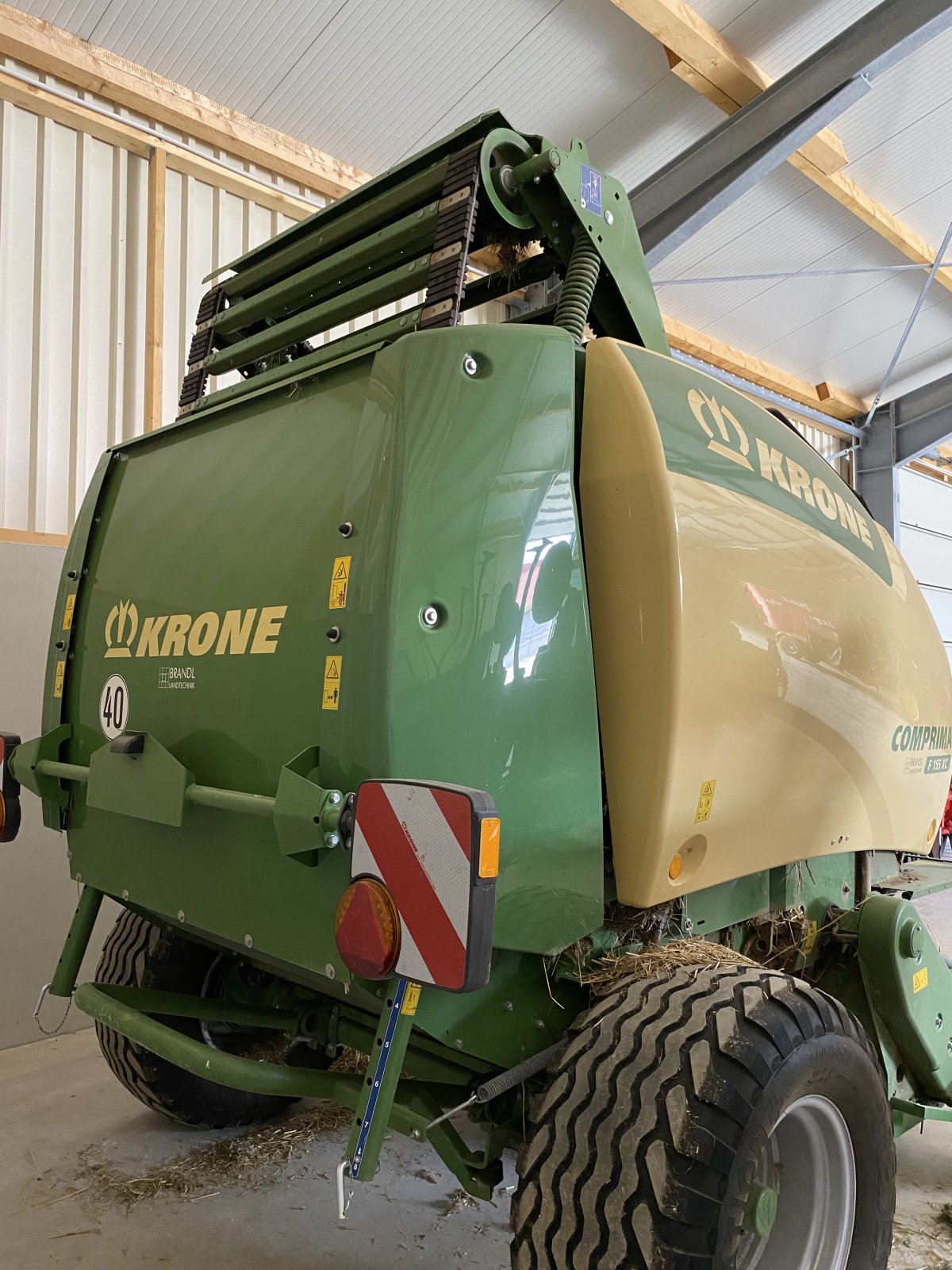 Rundballenpresse tip Krone Comprima F 155 XC, Gebrauchtmaschine in Eitensheim (Poză 5)