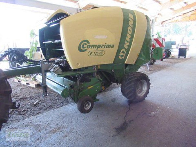 Rundballenpresse tipa Krone Comprima F125XC, Gebrauchtmaschine u Kaumberg (Slika 1)