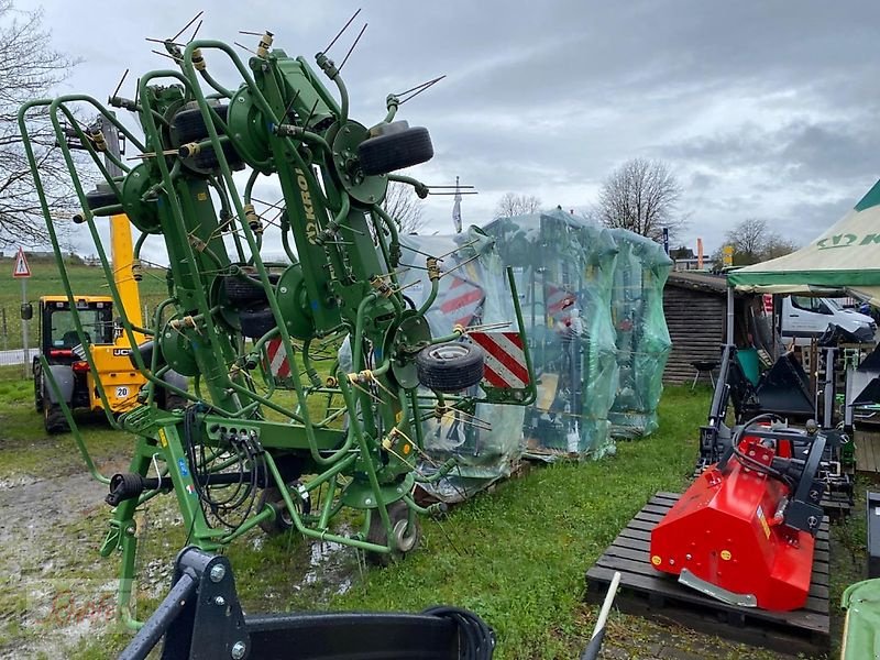 Rundballenpresse van het type Krone Comprima F155XC, Neumaschine in Runkel-Ennerich (Foto 21)