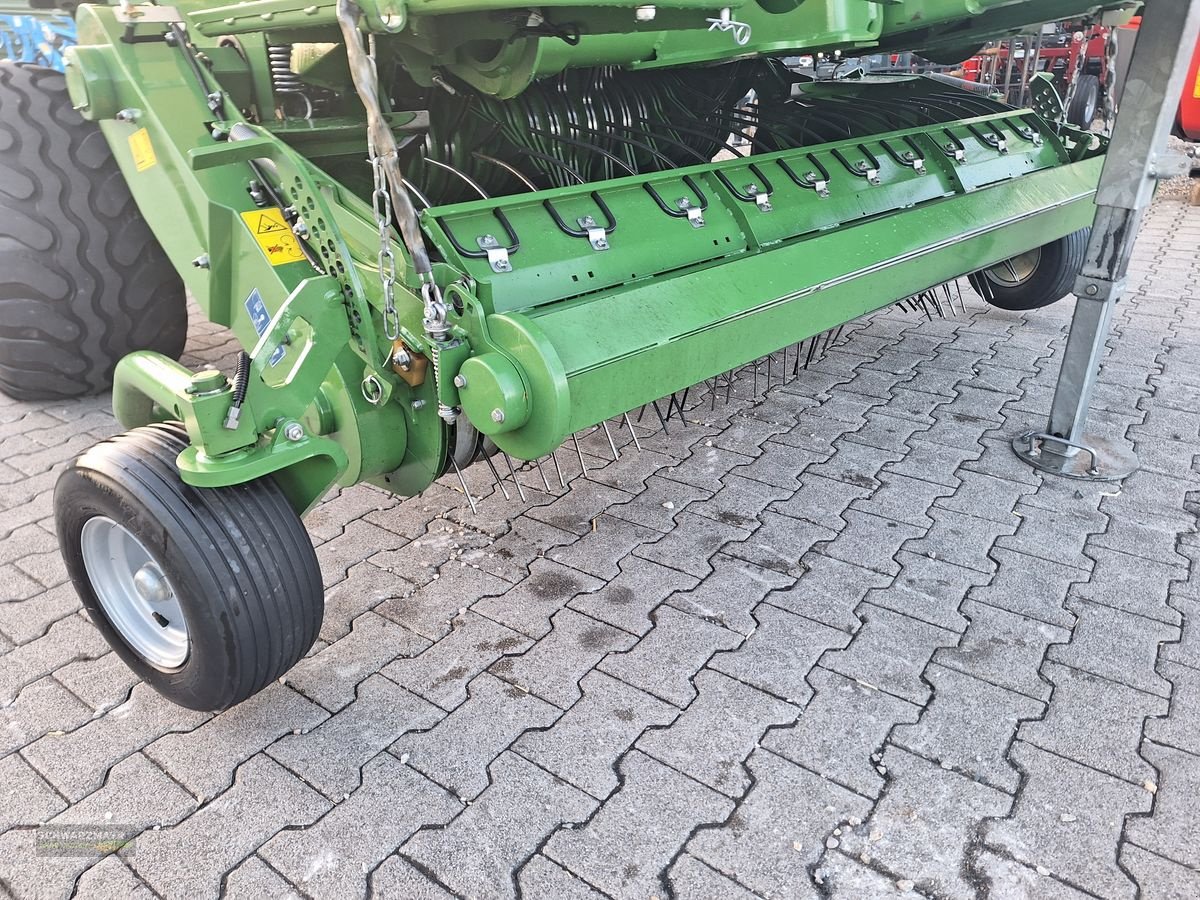 Rundballenpresse za tip Krone Comprima V 150 XC PLUS 17 Messer, Gebrauchtmaschine u Aurolzmünster (Slika 13)