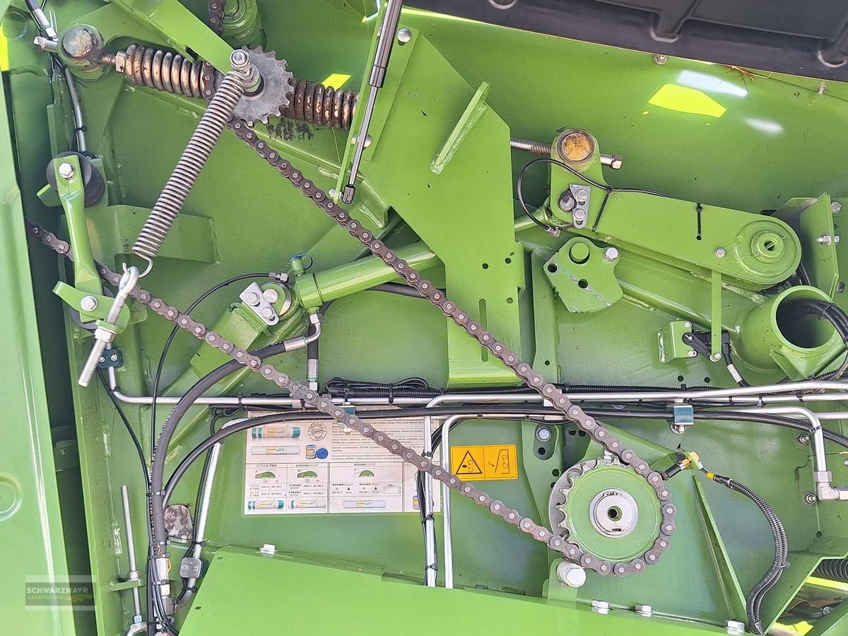 Rundballenpresse of the type Krone Comprima V 150 XC Plus 26 Messer, Gebrauchtmaschine in Gampern (Picture 13)