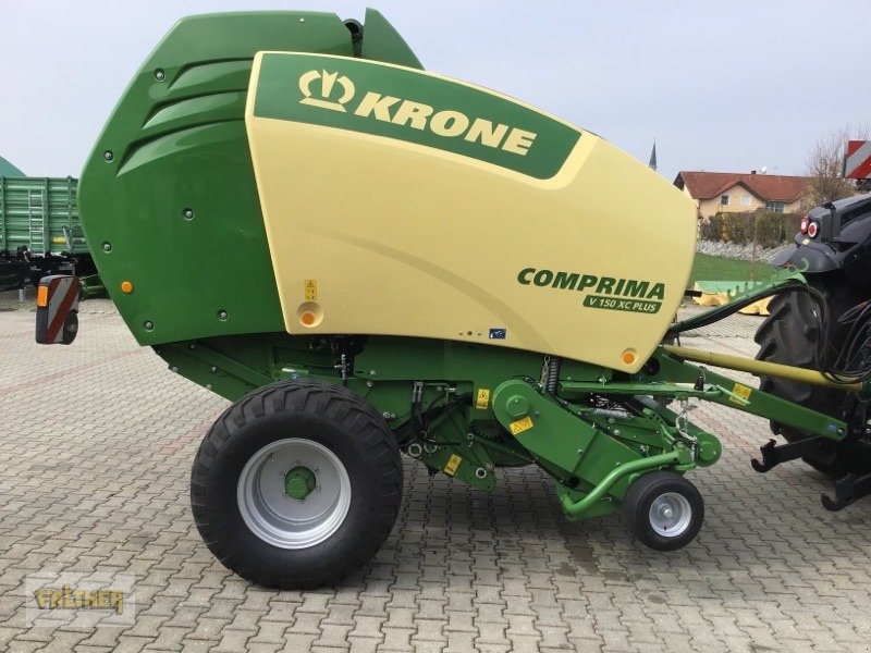 Rundballenpresse del tipo Krone Comprima V 150 XC Plus, Gebrauchtmaschine In Büchlberg (Immagine 3)