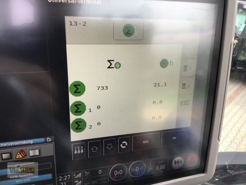 Rundballenpresse del tipo Krone Comprima V 150 XC Plus, Gebrauchtmaschine In Büchlberg (Immagine 11)