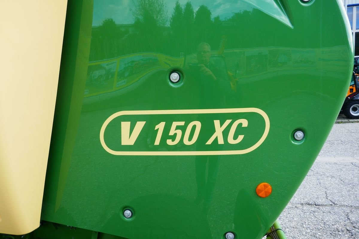 Rundballenpresse des Typs Krone Comprima V 150 XC X-treme, Gebrauchtmaschine in Villach (Bild 3)