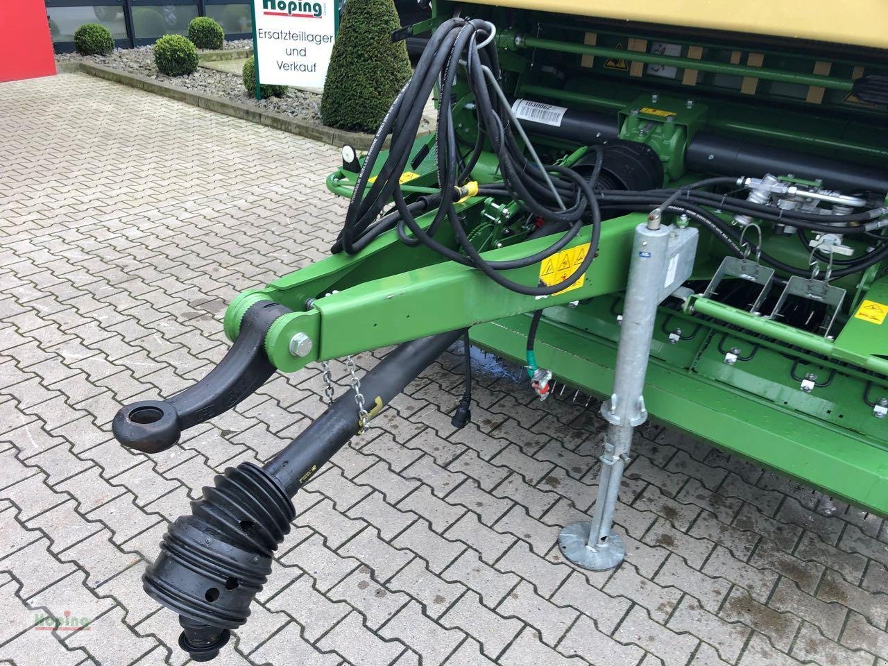 Rundballenpresse du type Krone Comprima V 150 XC, Gebrauchtmaschine en Bakum (Photo 10)