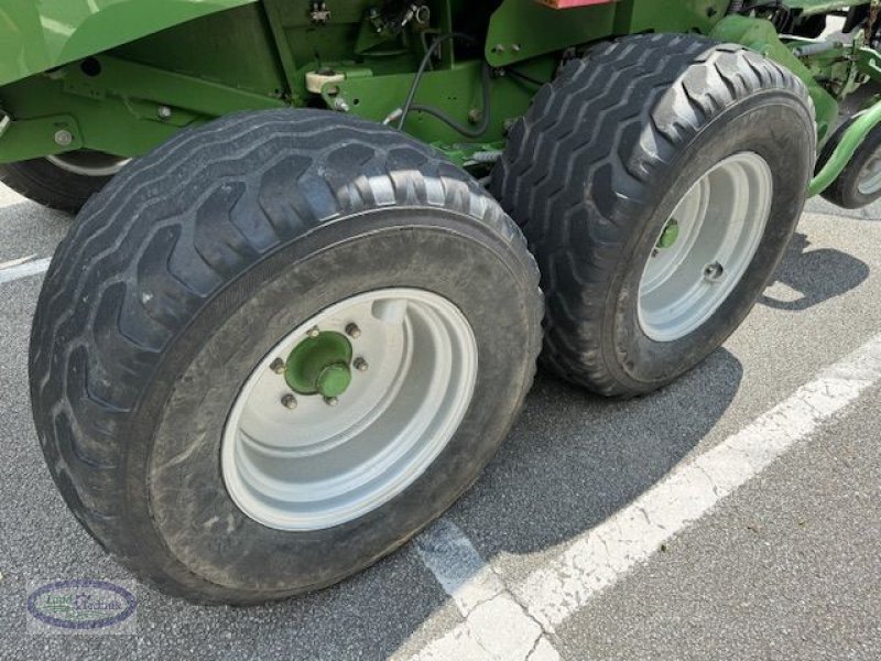 Rundballenpresse van het type Krone Comprima   V 150 XC, Gebrauchtmaschine in Münzkirchen (Foto 7)