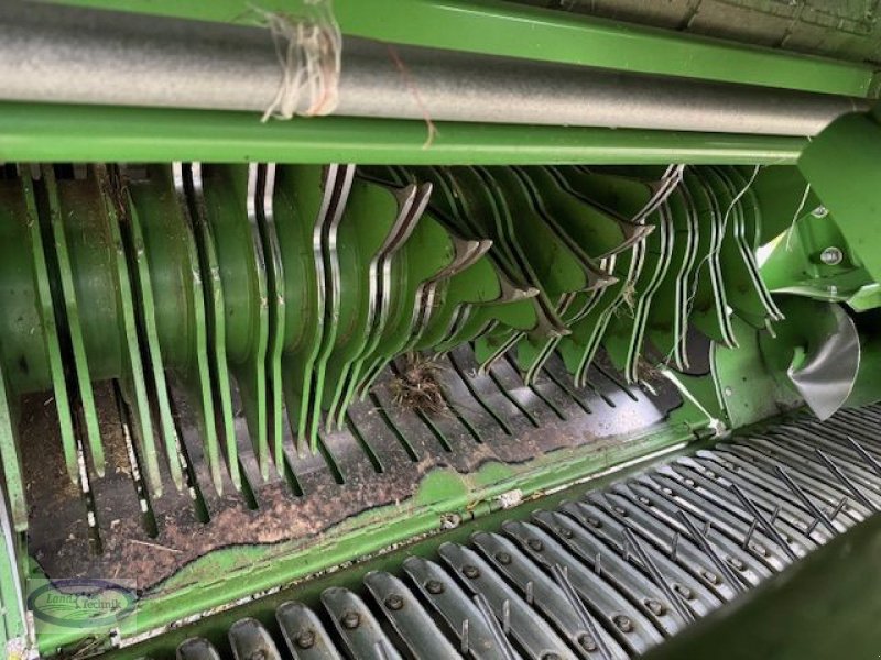 Rundballenpresse tip Krone Comprima V 150 XC, Gebrauchtmaschine in Münzkirchen (Poză 13)