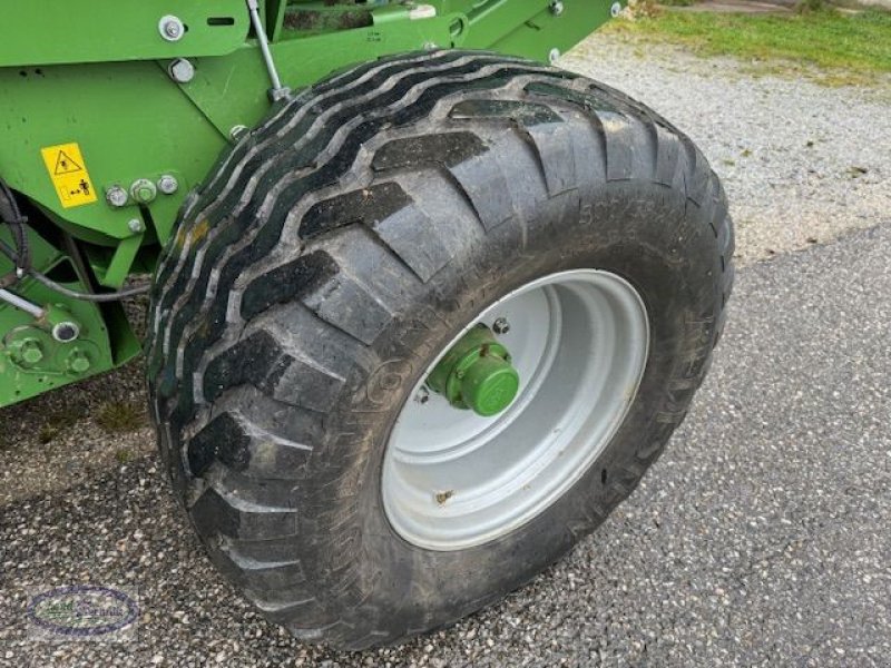 Rundballenpresse van het type Krone Comprima V 150 XC, Gebrauchtmaschine in Münzkirchen (Foto 4)