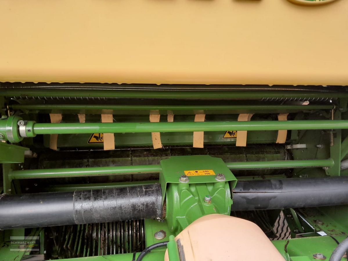 Rundballenpresse of the type Krone Comprima V 150XC, Gebrauchtmaschine in Aurolzmünster (Picture 16)