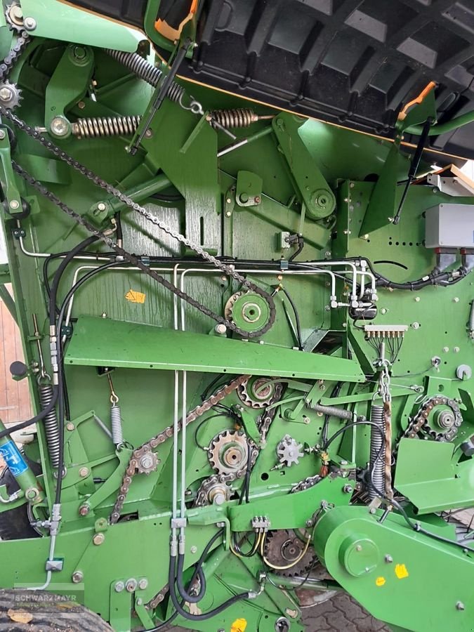 Rundballenpresse des Typs Krone Comprima V 150XC, Gebrauchtmaschine in Aurolzmünster (Bild 2)