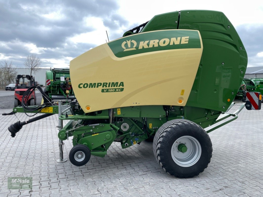 Rundballenpresse tip Krone Comprima V 180 XC, Gebrauchtmaschine in Borgholzhausen (Poză 8)