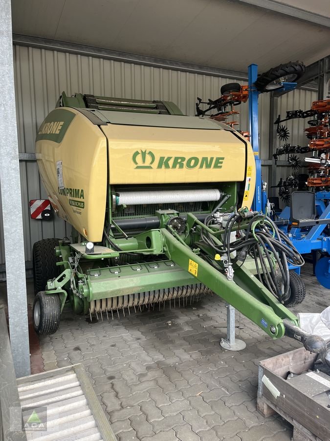 Rundballenpresse tip Krone Comprima V150 XC Plus, Gebrauchtmaschine in Markt Hartmannsdorf (Poză 1)