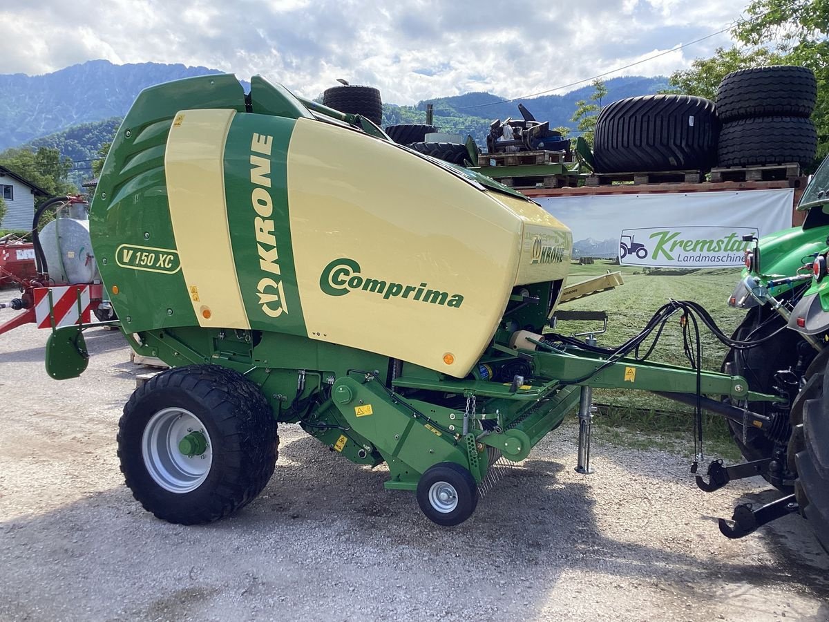 Rundballenpresse van het type Krone Comprima V150XC, Gebrauchtmaschine in Micheldorf / OÖ (Foto 3)