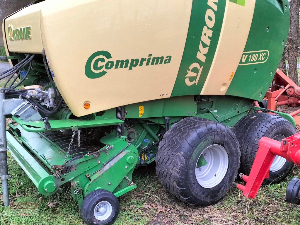 Rundballenpresse tip Krone Comprima V180CX, Gebrauchtmaschine in Kirchlauter (Poză 1)