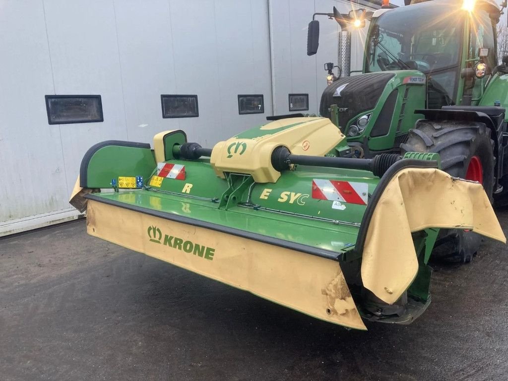 Rundballenpresse typu Krone Easycut 870 CV collect, Gebrauchtmaschine v BENNEKOM (Obrázek 7)