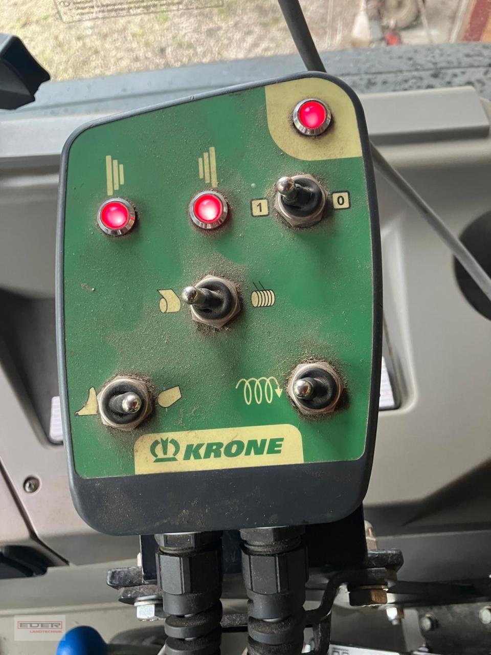 Rundballenpresse del tipo Krone F1250 MC, Gebrauchtmaschine en Pähl (Imagen 10)