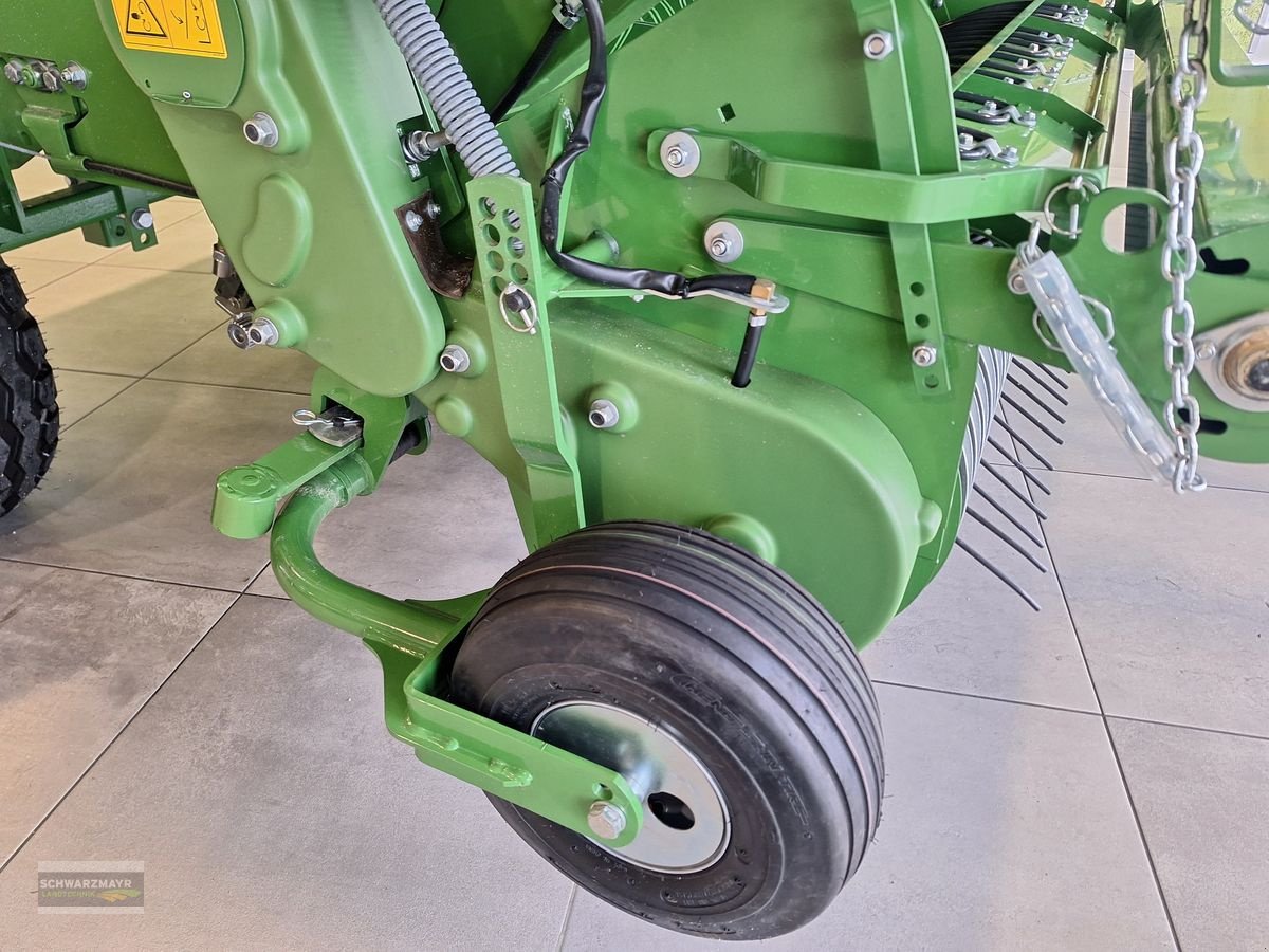 Rundballenpresse tip Krone Fortima F 1250 MC HY, Neumaschine in Gampern (Poză 8)