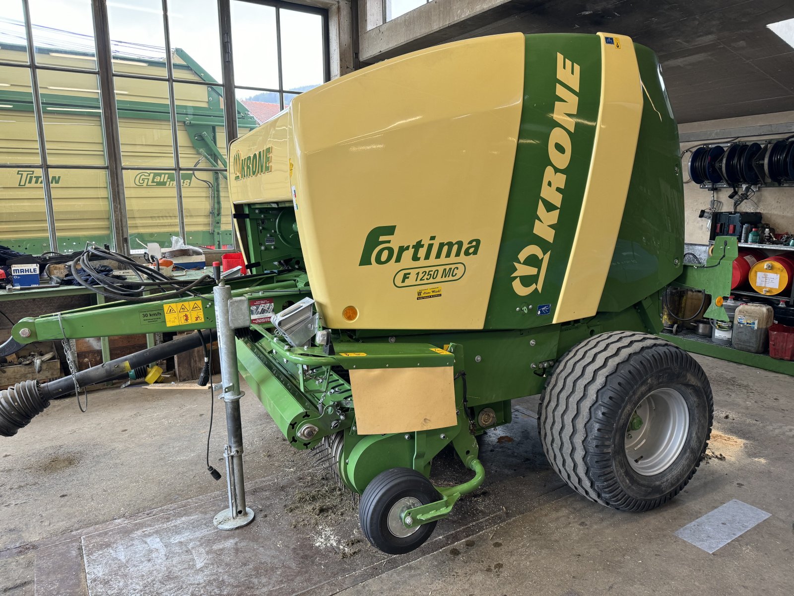 Rundballenpresse del tipo Krone Fortima F 1250 MC, Gebrauchtmaschine en Au (Imagen 1)