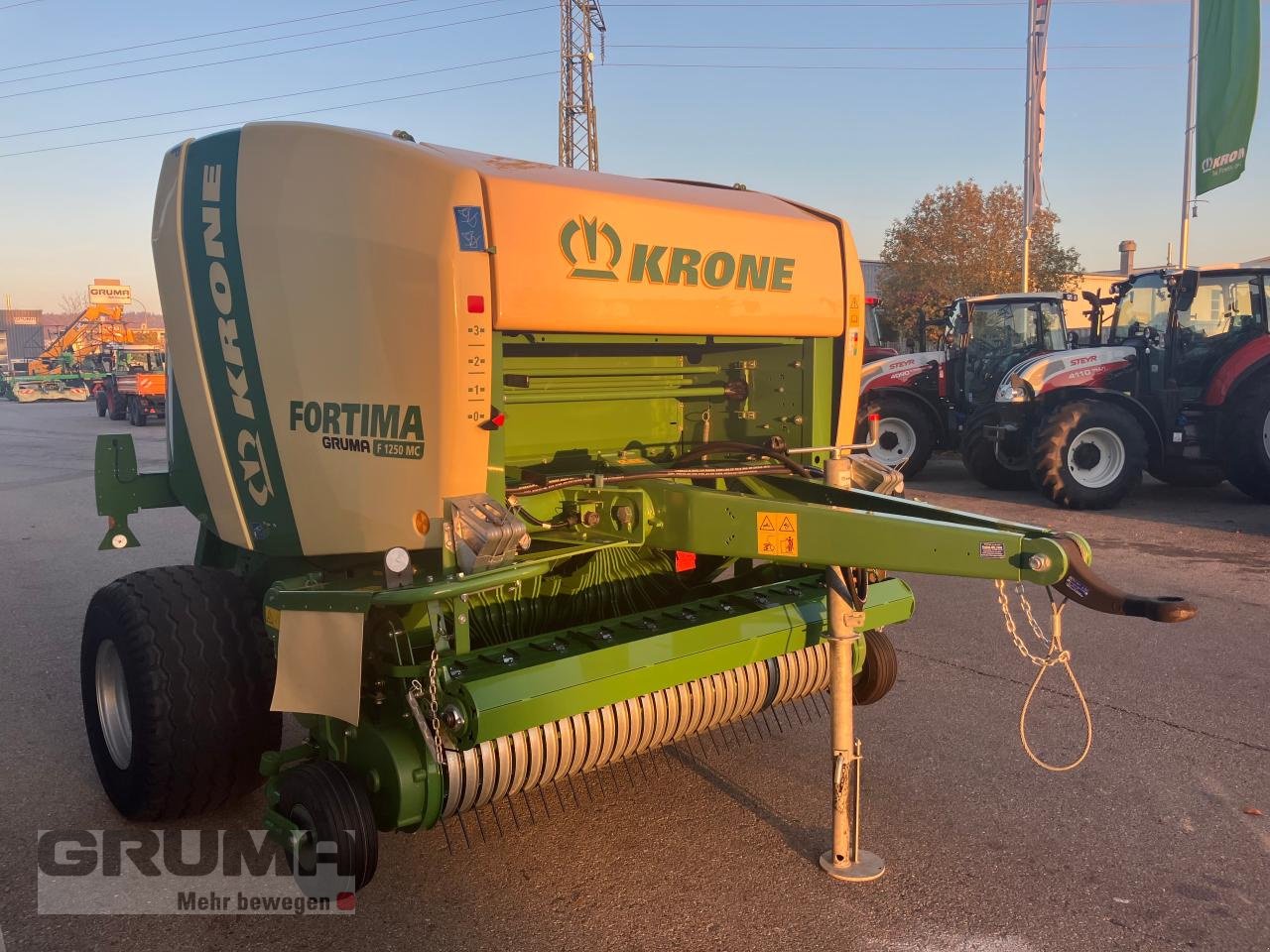 Rundballenpresse типа Krone Fortima F 1250 MC, Neumaschine в Friedberg-Derching (Фотография 2)