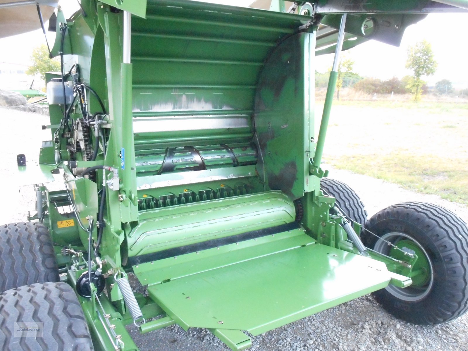 Rundballenpresse tip Krone Fortima F 1250 MC, Gebrauchtmaschine in Wörnitz (Poză 15)