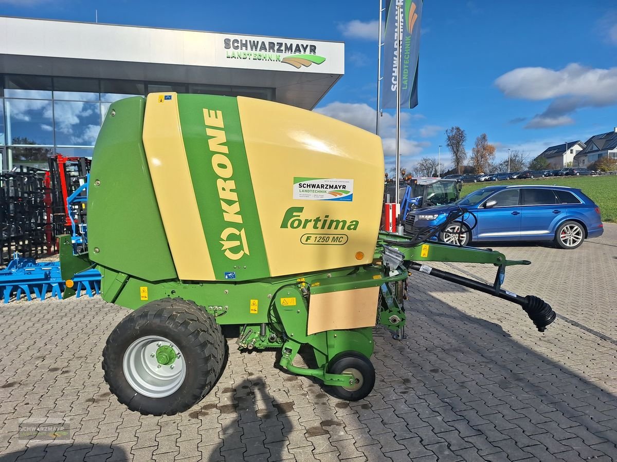 Rundballenpresse typu Krone Fortima F 1250 MC, Gebrauchtmaschine w Gampern (Zdjęcie 2)