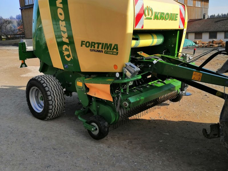 Rundballenpresse typu Krone Fortima F 1250 MC, Gebrauchtmaschine v Haldenwang (Obrázek 1)