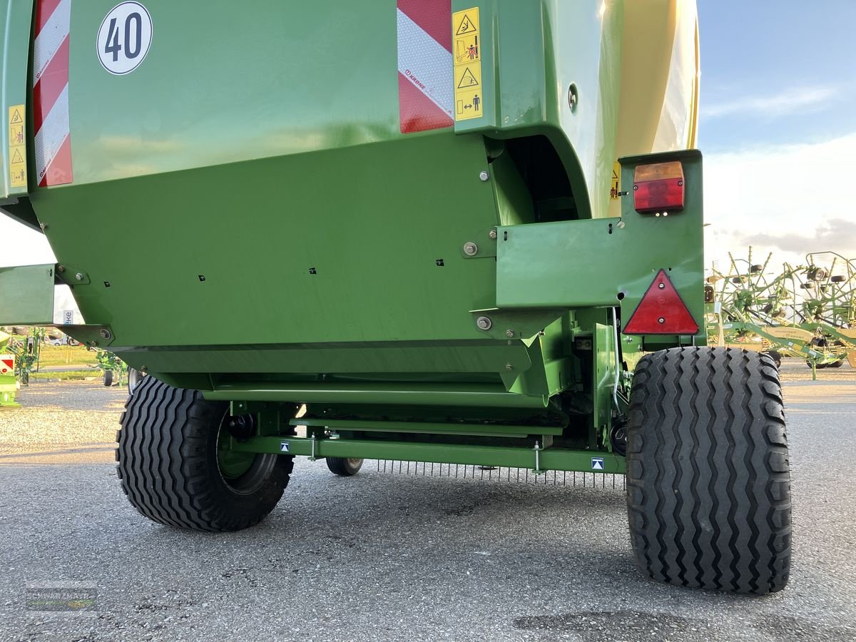 Rundballenpresse van het type Krone Fortima V 1500 MC mit DL-Bremsanlage, Gebrauchtmaschine in Gampern (Foto 18)