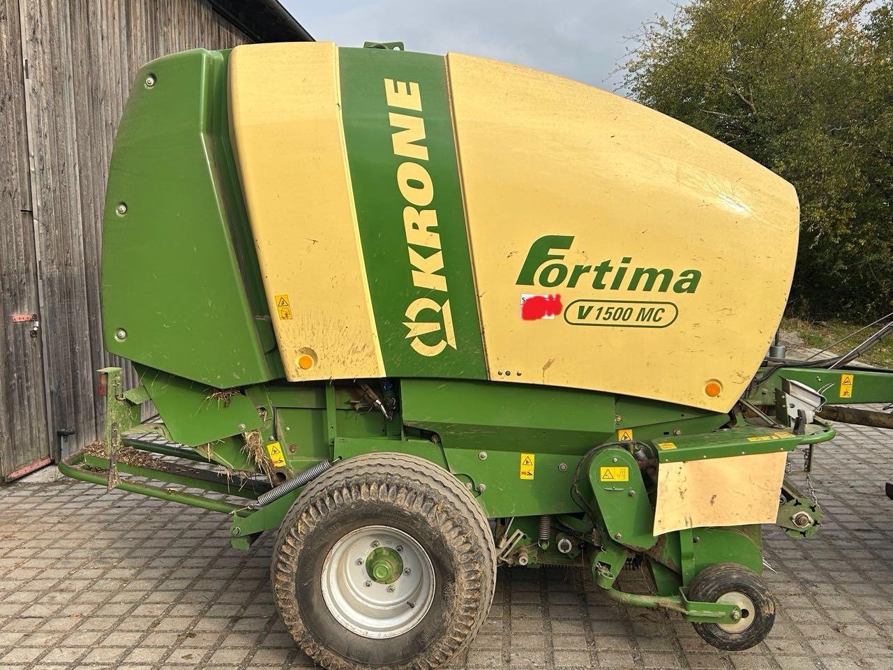 Rundballenpresse tip Krone Fortima V 1500 MC, Gebrauchtmaschine in Nabburg (Poză 3)