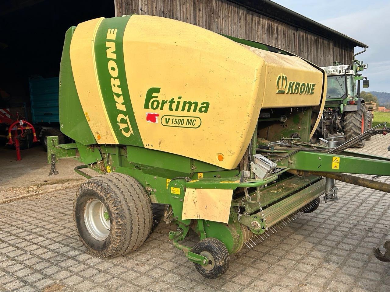 Rundballenpresse del tipo Krone Fortima V 1500 MC, Gebrauchtmaschine en Nabburg (Imagen 4)