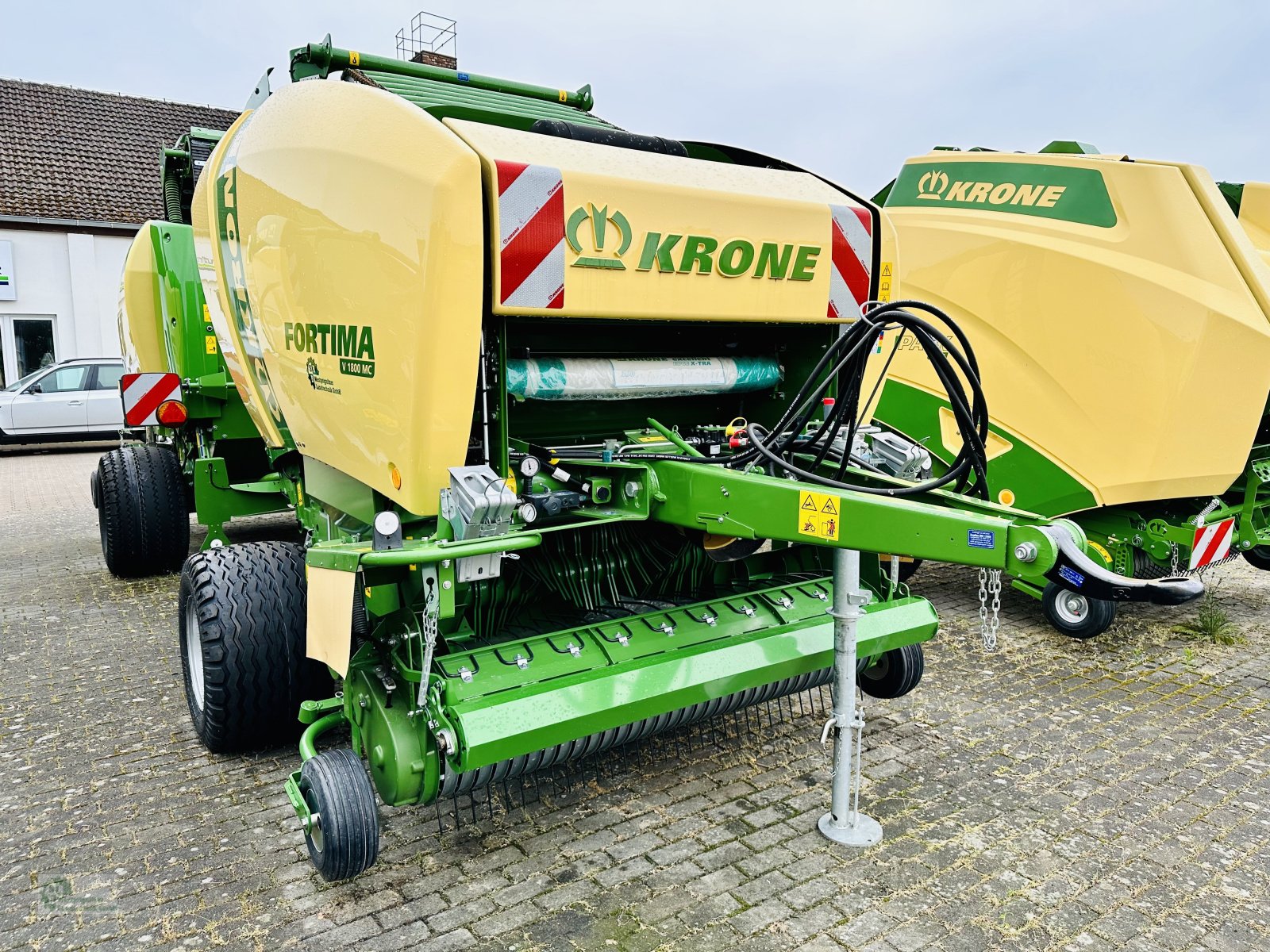 Rundballenpresse tipa Krone Fortima V 1800 MC, Neumaschine u Karstädt (Slika 2)