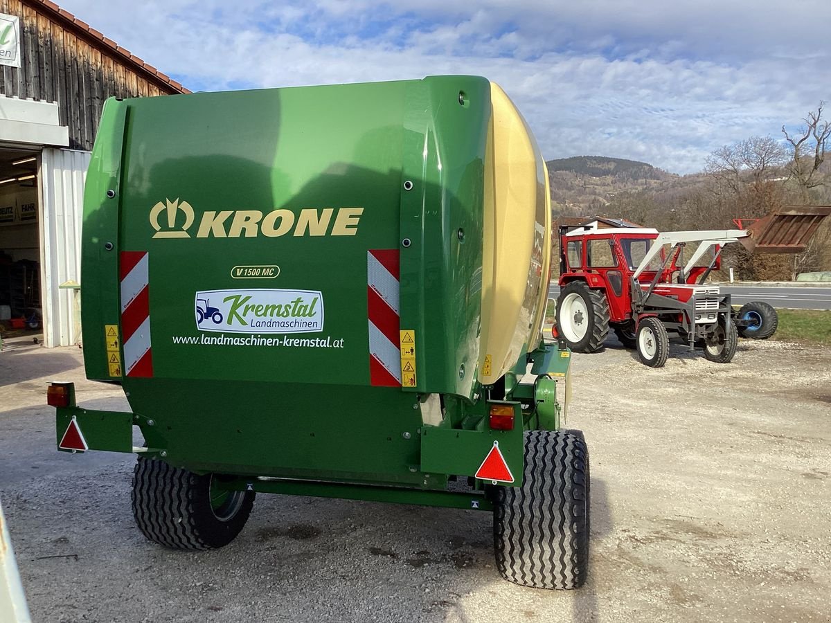 Rundballenpresse van het type Krone Fortima V1500MC, Gebrauchtmaschine in Micheldorf / OÖ (Foto 12)