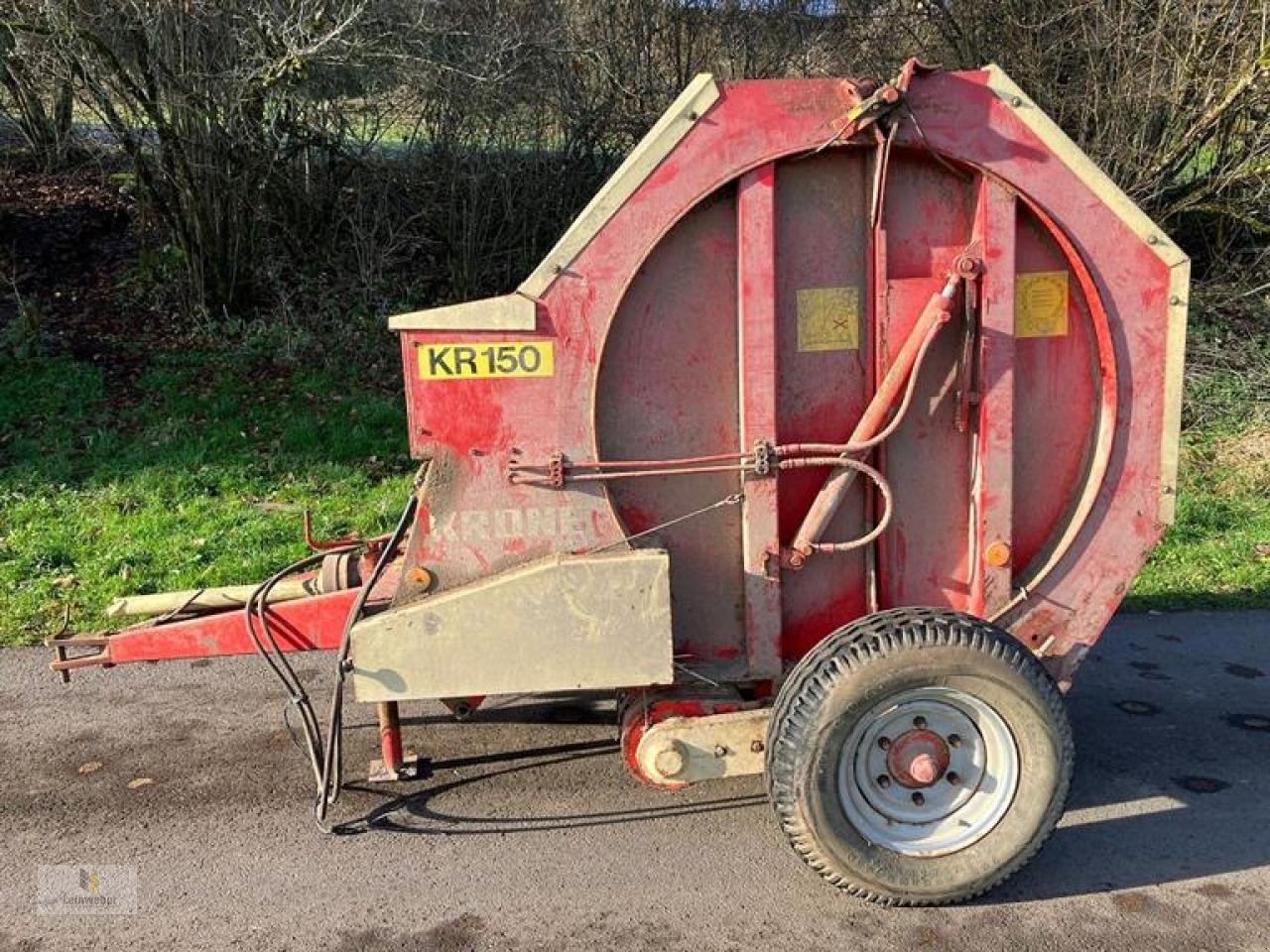 Rundballenpresse tipa Krone KR 150, Gebrauchtmaschine u Neuhof - Dorfborn (Slika 1)