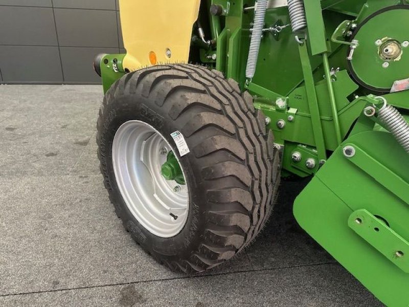 Rundballenpresse typu Krone Rundballenpresse Bellima F130, Neumaschine w Tamsweg (Zdjęcie 19)