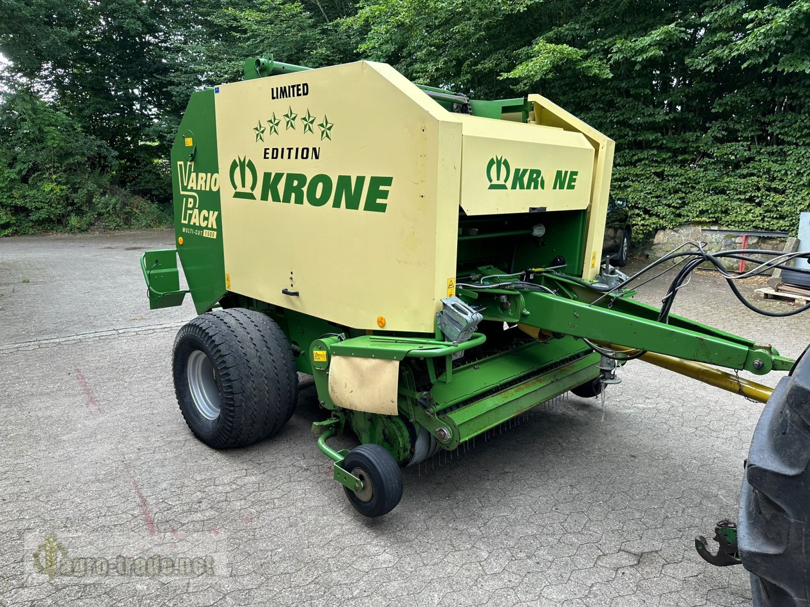 Rundballenpresse des Typs Krone Vario Pack 1500 MC, Gebrauchtmaschine in Ellerdorf (Bild 2)