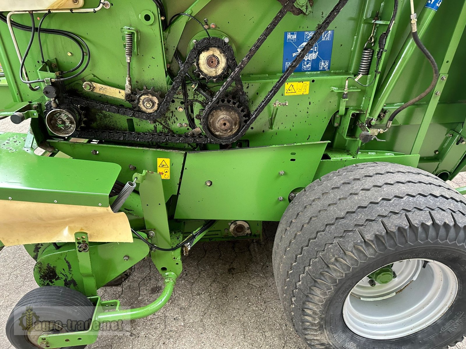 Rundballenpresse tip Krone Vario Pack 1500 MC, Gebrauchtmaschine in Ellerdorf (Poză 5)