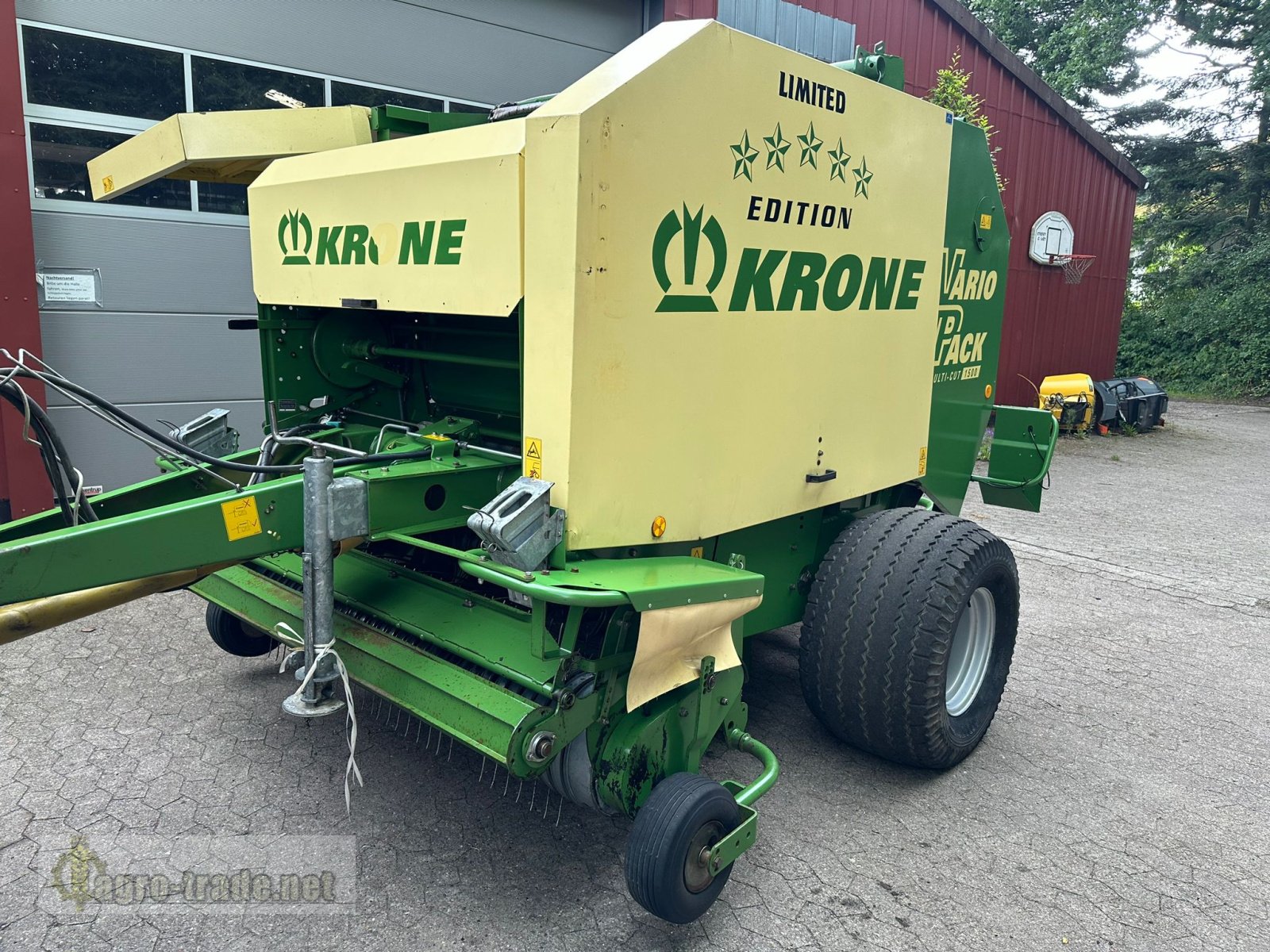 Rundballenpresse tip Krone Vario Pack 1500 MC, Gebrauchtmaschine in Ellerdorf (Poză 8)