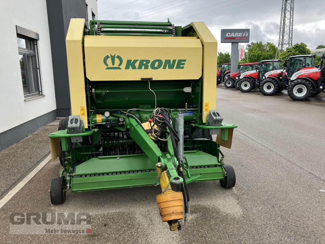 Rundballenpresse du type Krone Vario-Pack 1500 MC, Gebrauchtmaschine en Friedberg-Derching (Photo 2)