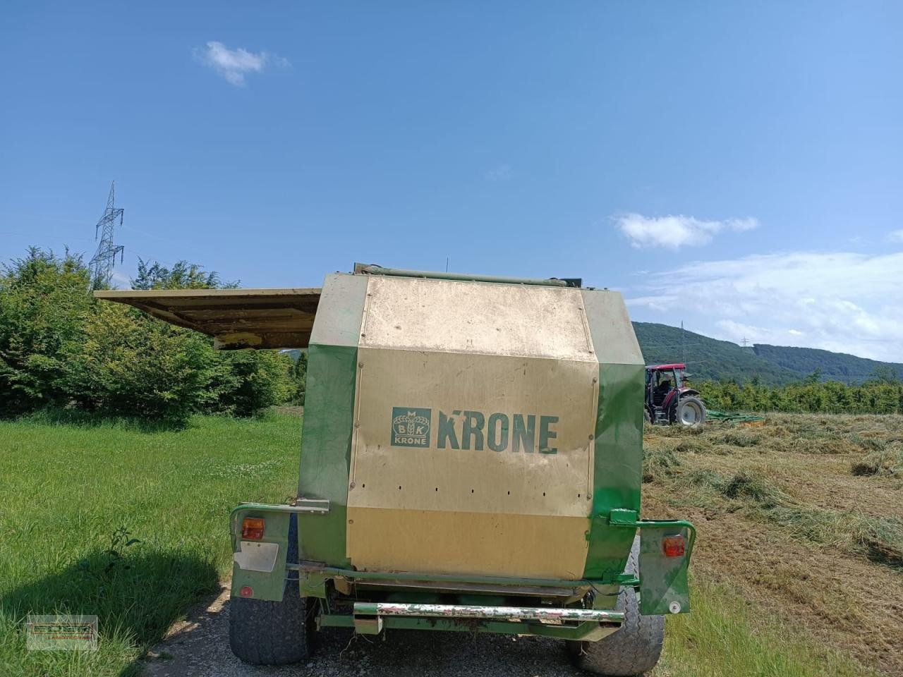 Rundballenpresse typu Krone Vario Pack 1500, Gebrauchtmaschine v Weilheim an der Teck (Obrázok 2)