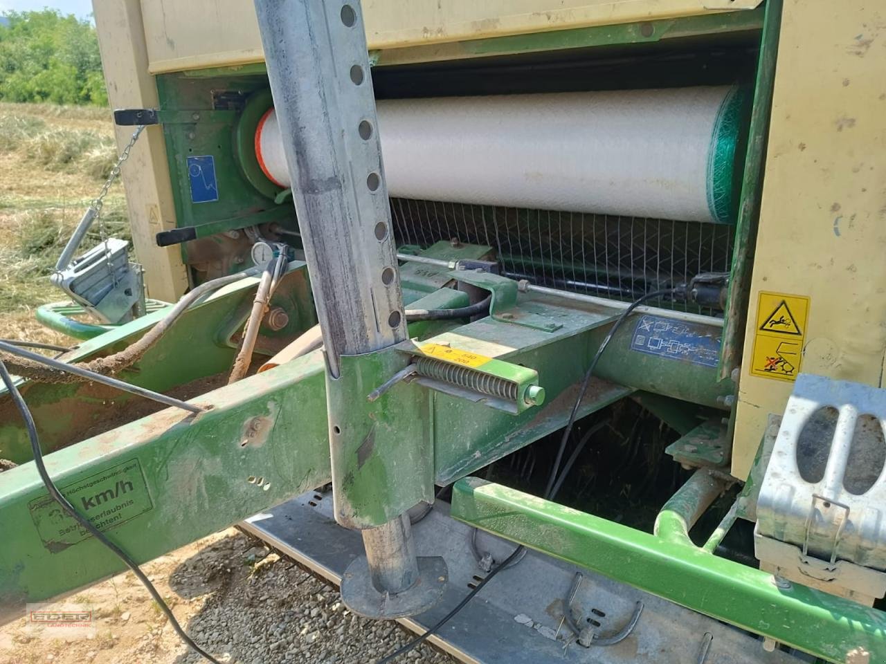 Rundballenpresse tip Krone Vario Pack 1500, Gebrauchtmaschine in Weilheim an der Teck (Poză 3)