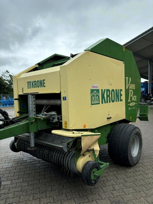 Rundballenpresse van het type Krone VARIO PACK 1800 MC, Gebrauchtmaschine in Anröchte-Altengeseke (Foto 4)