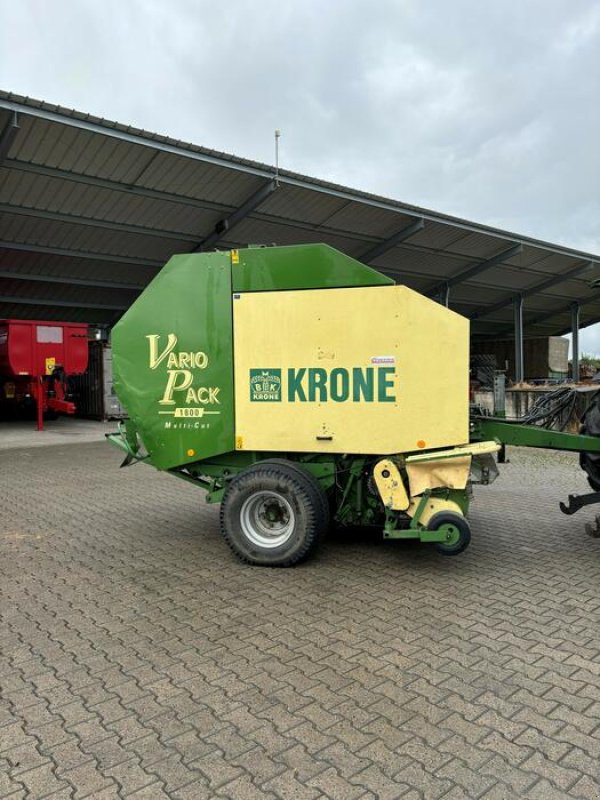 Rundballenpresse van het type Krone VARIO PACK 1800 MC, Gebrauchtmaschine in Anröchte-Altengeseke (Foto 1)