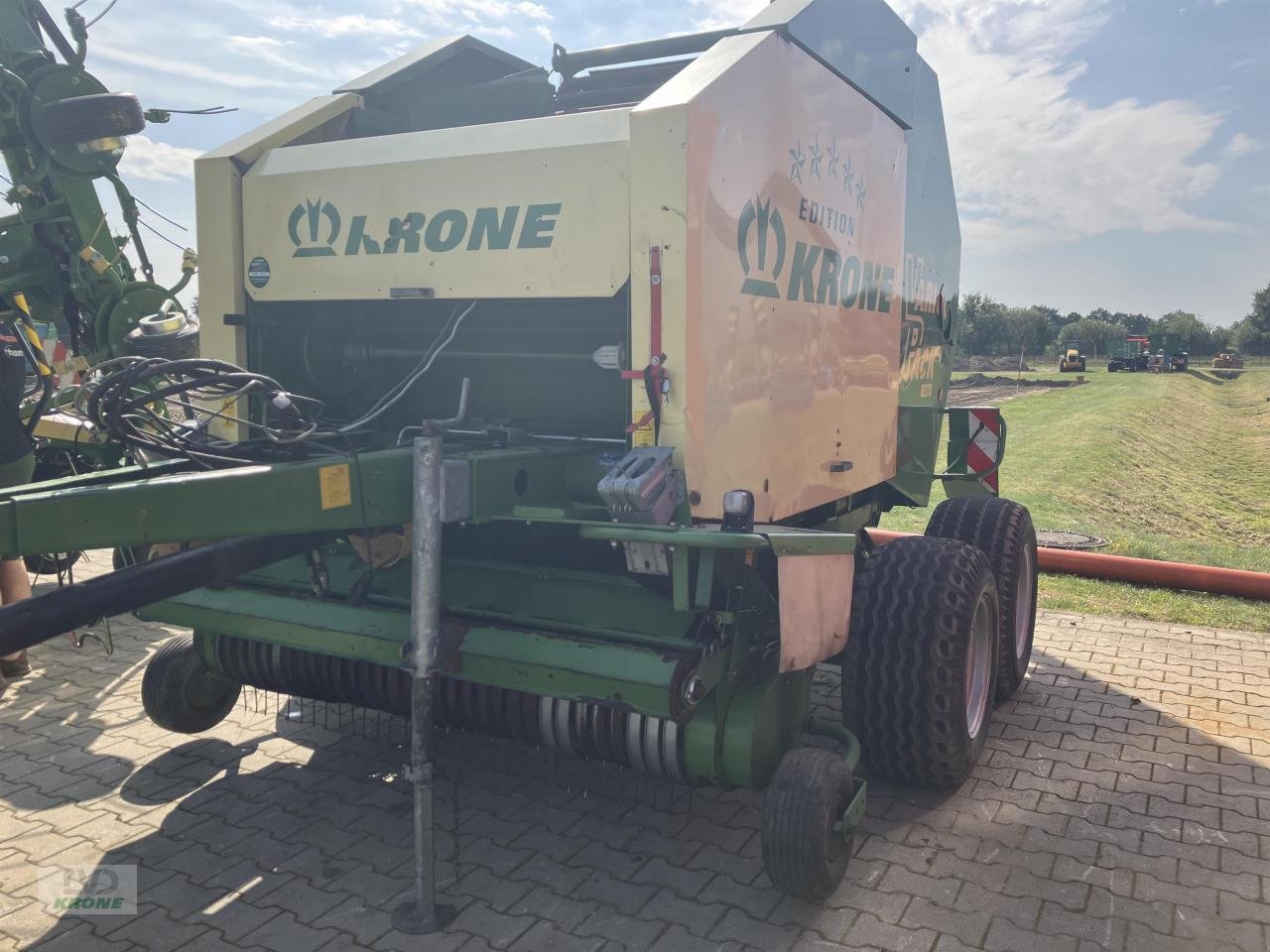 Rundballenpresse van het type Krone Vario Pack 1800, Gebrauchtmaschine in Spelle (Foto 2)