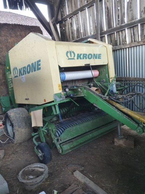 Rundballenpresse typu Krone VARIOPACK 1500 MC, Gebrauchtmaschine v LOMBEZ (Obrázek 1)