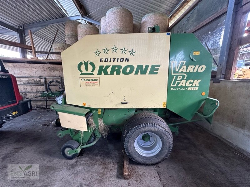 Rundballenpresse typu Krone VarioPack Multi-Cut 1500, Gebrauchtmaschine v Vöhringen (Obrázek 2)