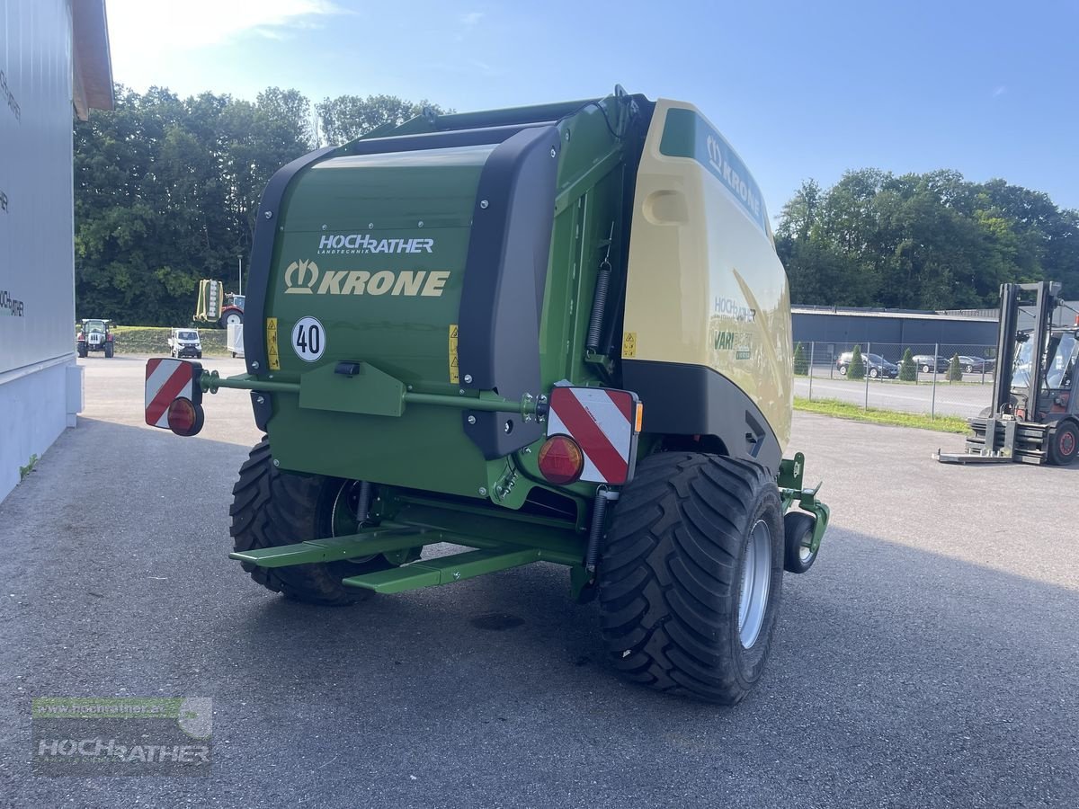 Rundballenpresse des Typs Krone VariPack 165 XC Plus, Neumaschine in Kronstorf (Bild 4)