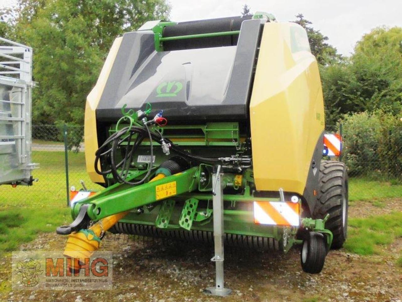 Rundballenpresse van het type Krone VARIPACK 190 XC PLUS, Gebrauchtmaschine in Dummerstorf OT Petschow (Foto 1)