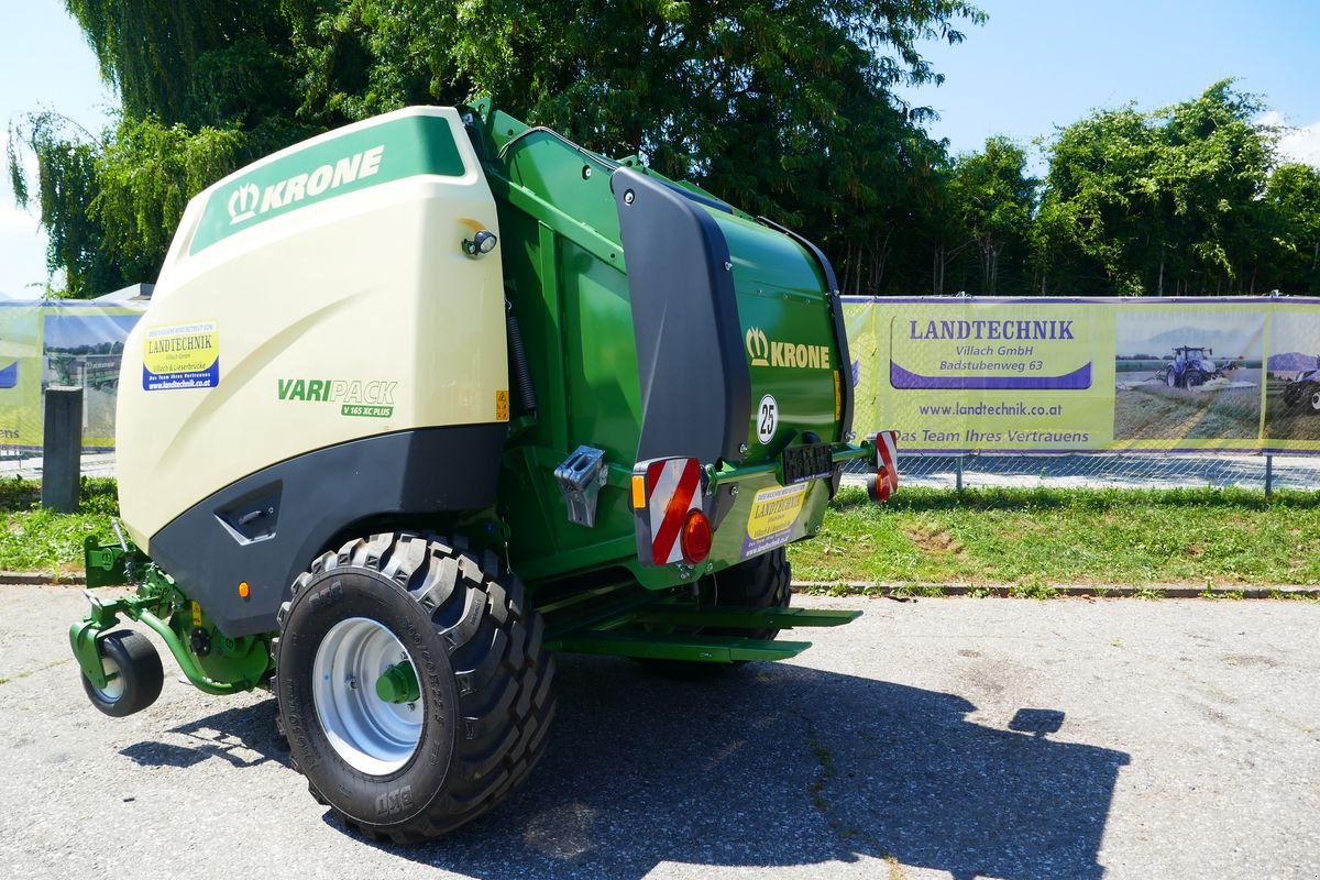 Rundballenpresse of the type Krone VariPack V 165 XC Plus, Gebrauchtmaschine in Villach (Picture 16)