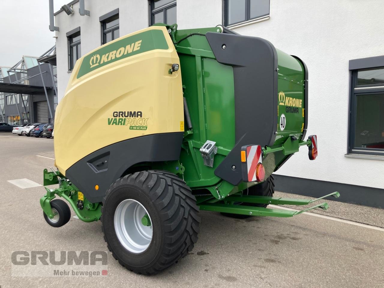 Rundballenpresse del tipo Krone VariPack V 190 XC Plus, Neumaschine en Friedberg-Derching (Imagen 4)